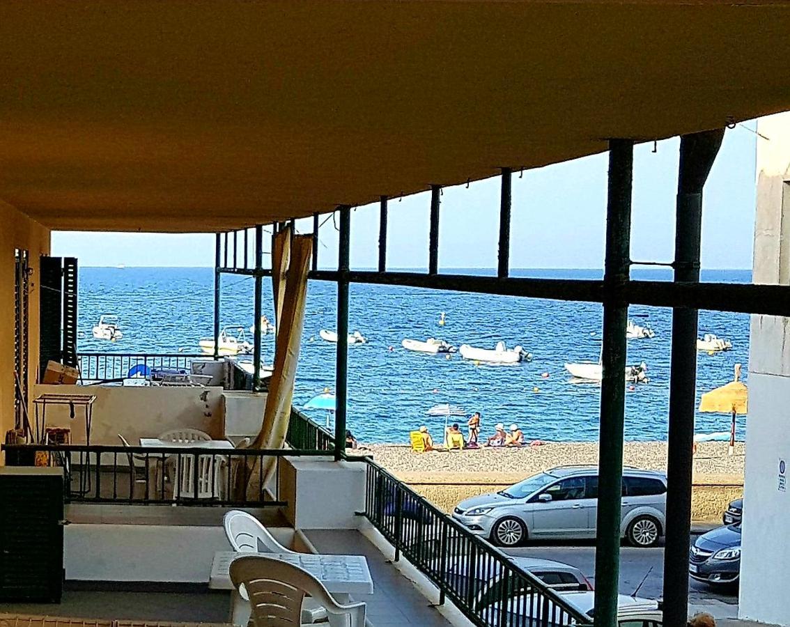 Lipari Blu Apartment Екстериор снимка
