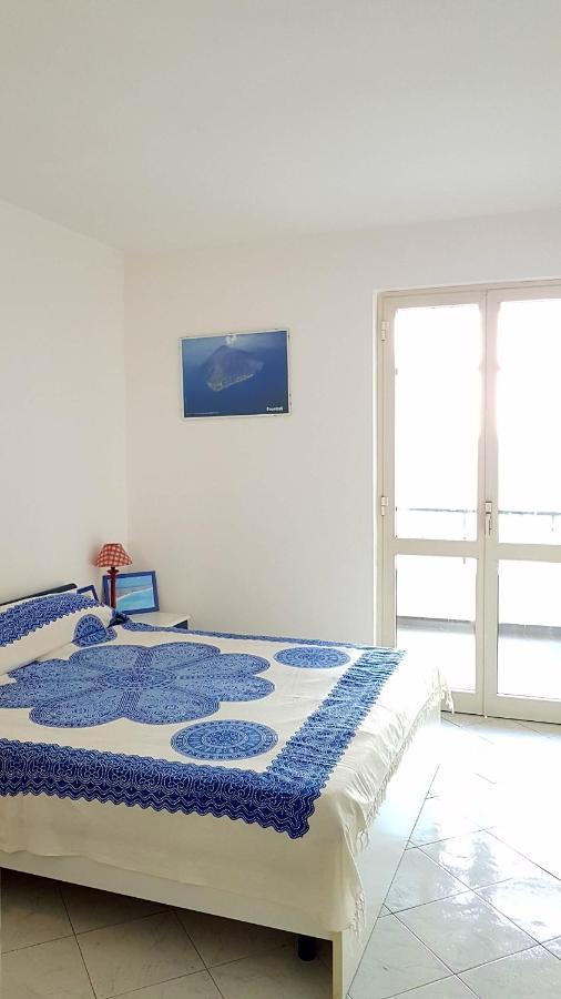 Lipari Blu Apartment Екстериор снимка