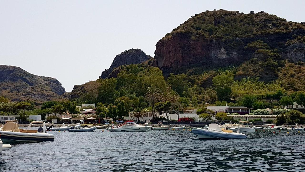 Lipari Blu Apartment Екстериор снимка