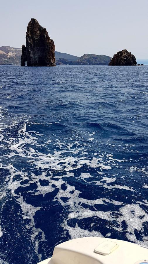 Lipari Blu Apartment Екстериор снимка