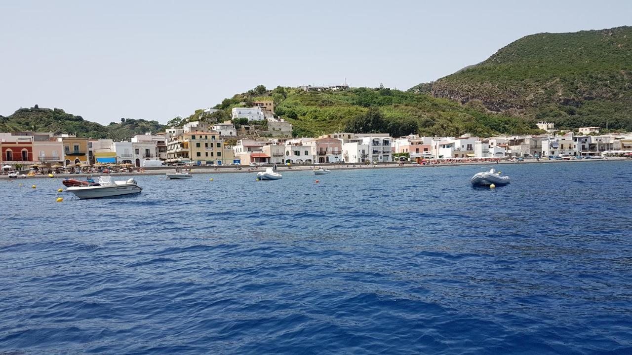 Lipari Blu Apartment Екстериор снимка