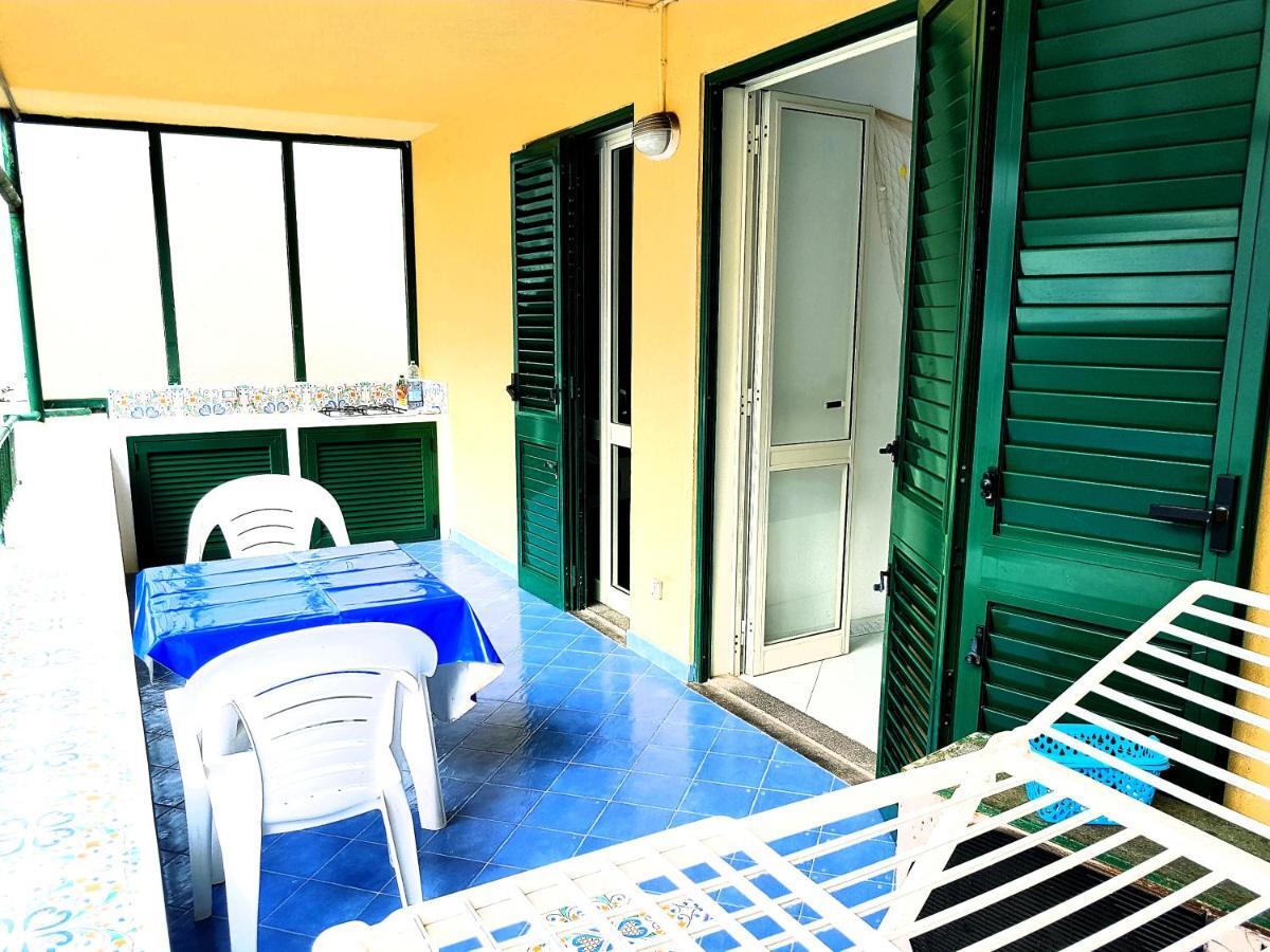 Lipari Blu Apartment Екстериор снимка